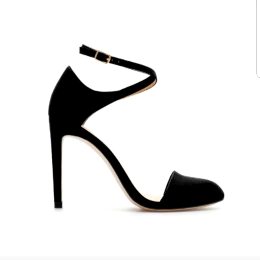 NEW! Rare ZARA Black Ankle Strap Heels Sz 8/39